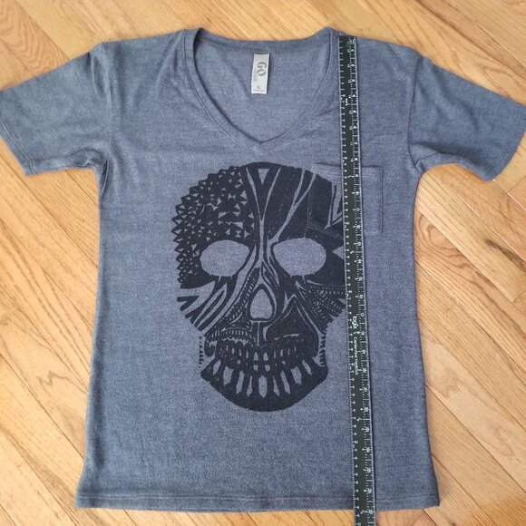 GO COUTURE skull V-neck tee with pocket XL - Picture 7 of 7